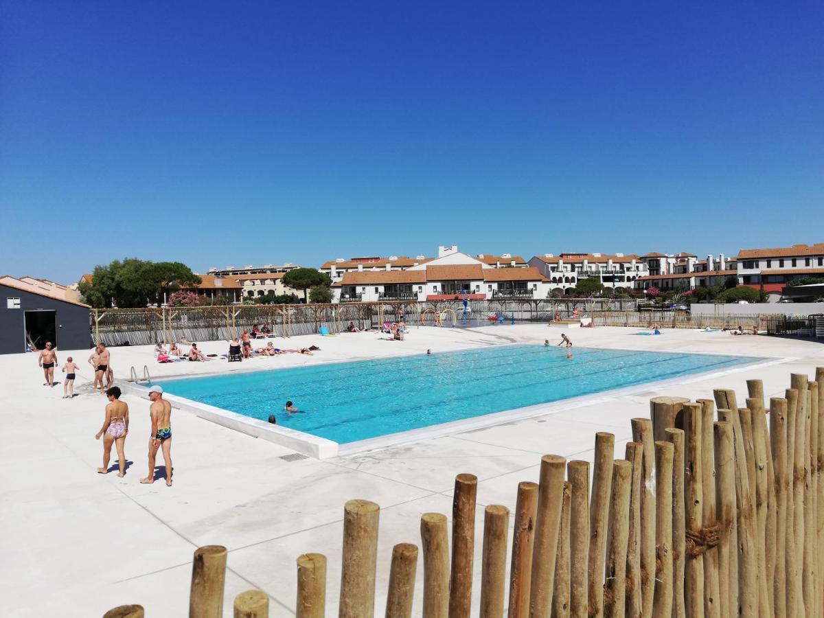 Appartement Cosy Sur La Presqu'Ile De Cap Coudalere Avec Piscine Ouverte Et Chauffee Le Barcares Luaran gambar
